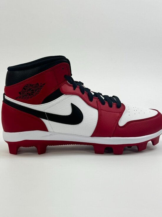 Air Jordan 1 Retro MCS \'Chicago\' AV5354-611 Football Size 14 main image 4